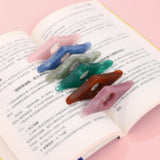2pcs Resin Thumb Page Holder Book Reading Aid